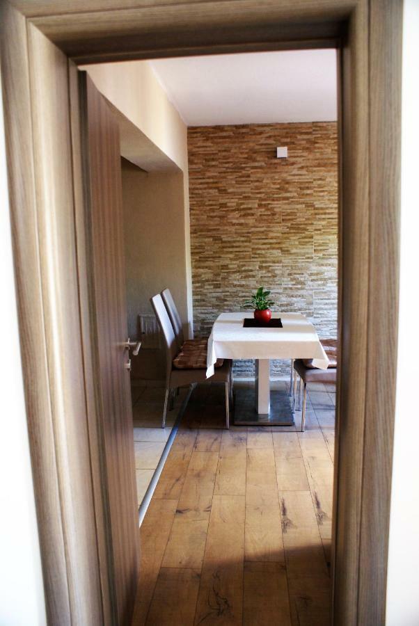 Apartments Villa Judita بلاتشي المظهر الخارجي الصورة